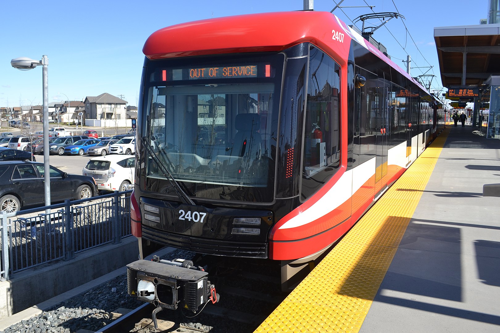1620px-Calgary_Transit_S200